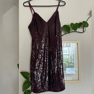 BNWT Forever21 Sequined maroon mini dress